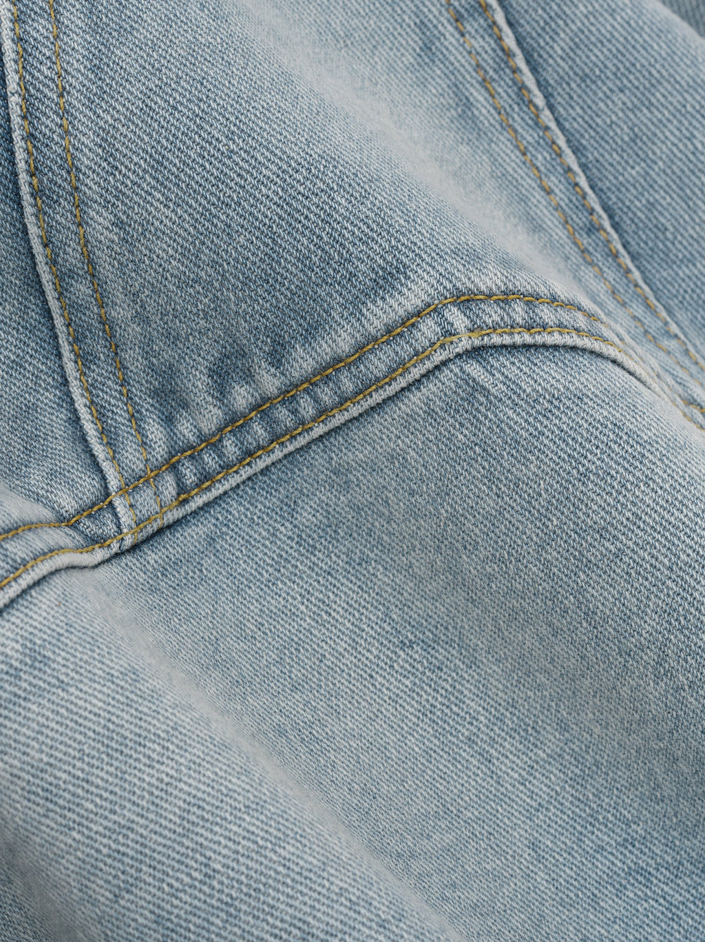 "PACK" DENIM TRUCKER JACKET